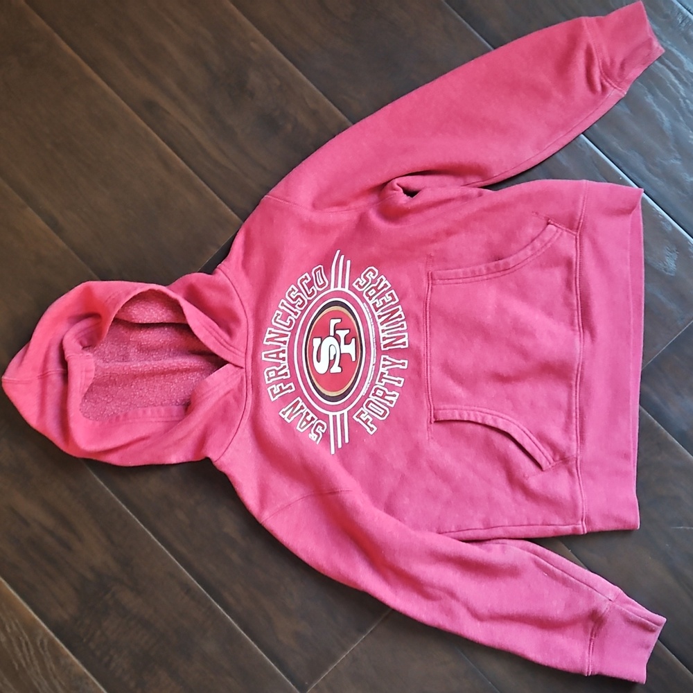 SF 49ers Boy Red Sweatshirt size: 6-7